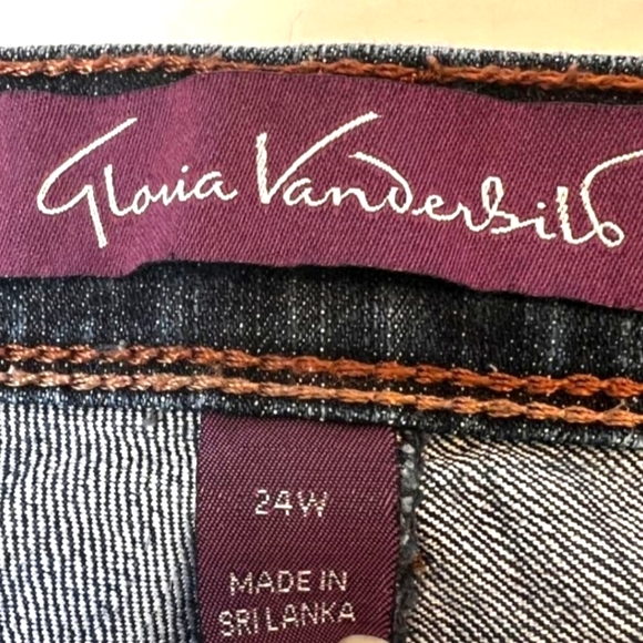 Gloria Vanderbilt Dark Wash Straight Leg Stretch Denim Crop Jeans Size 24W - Picture 4 of 6